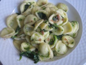 Orecchiette cime di rapa e cozze: un piatto irresistibile della cucina pugliese